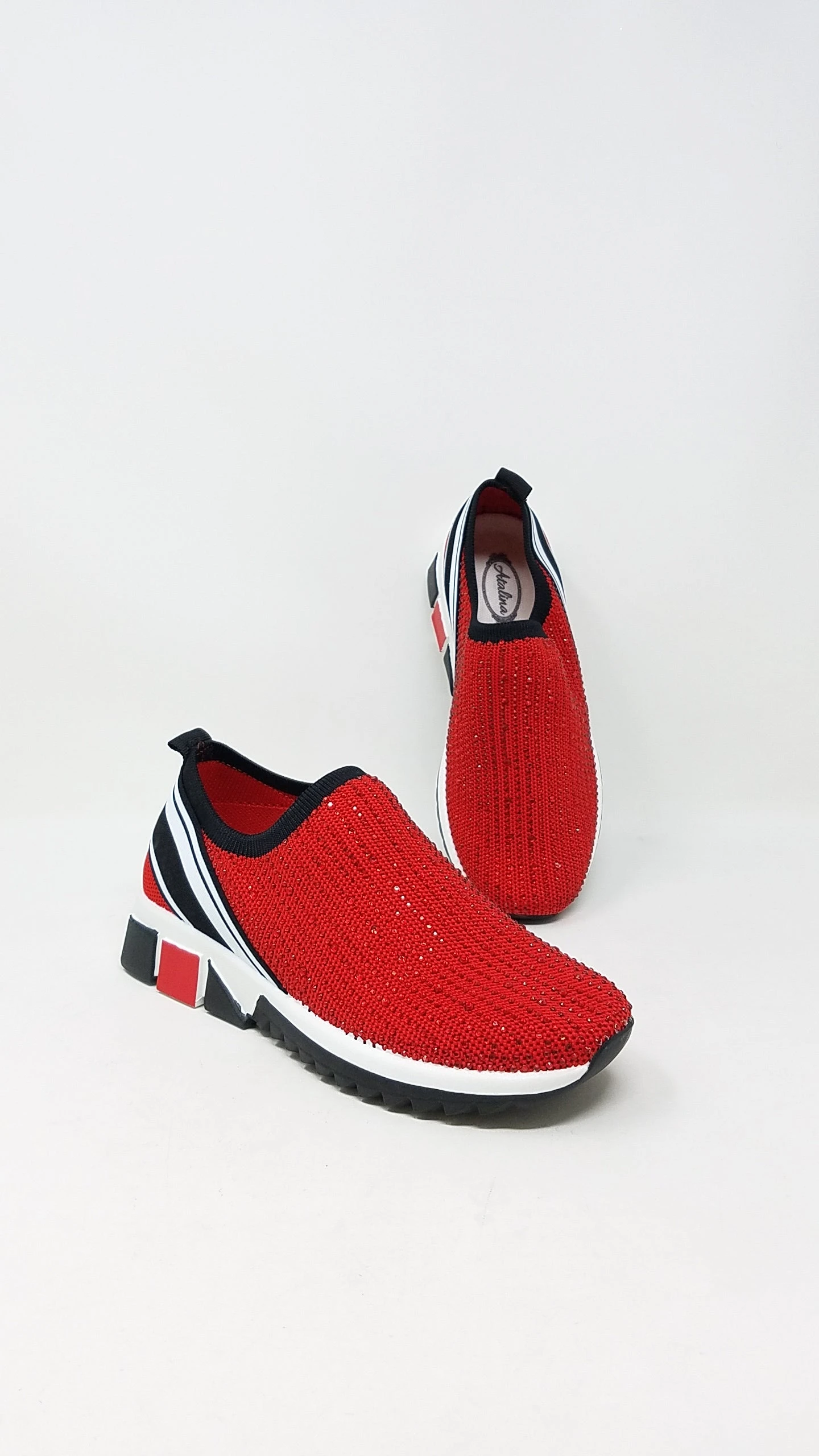 GND1902 - RED 3 GND1902 - RED