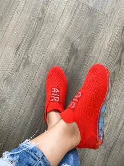 9056 - RED -Clarks Shop 3077 red2