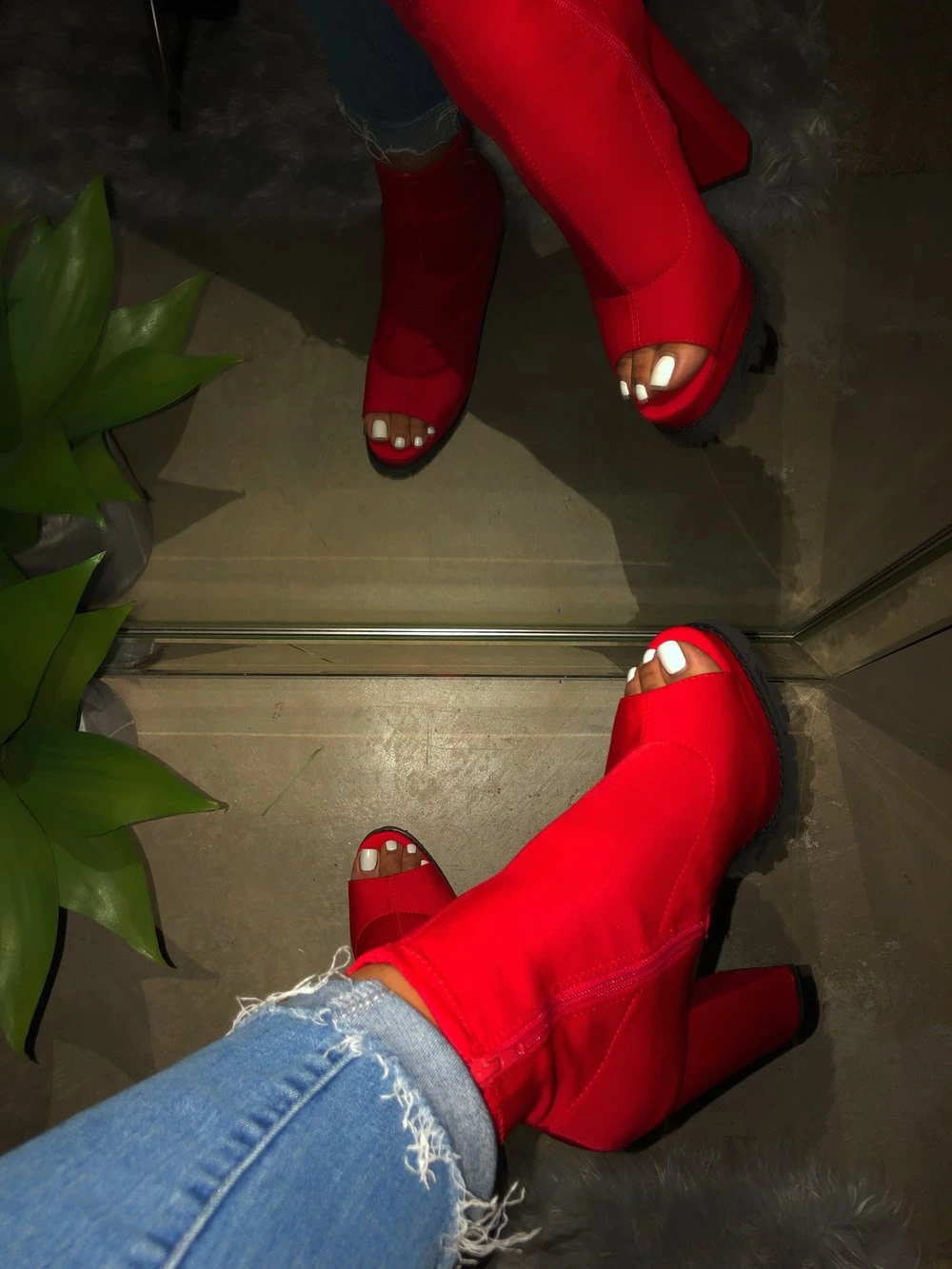 MONCLAIR21 - RED 3 MONCLAIR21 - RED